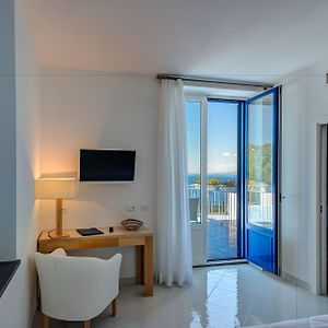 King Room Spa Bath